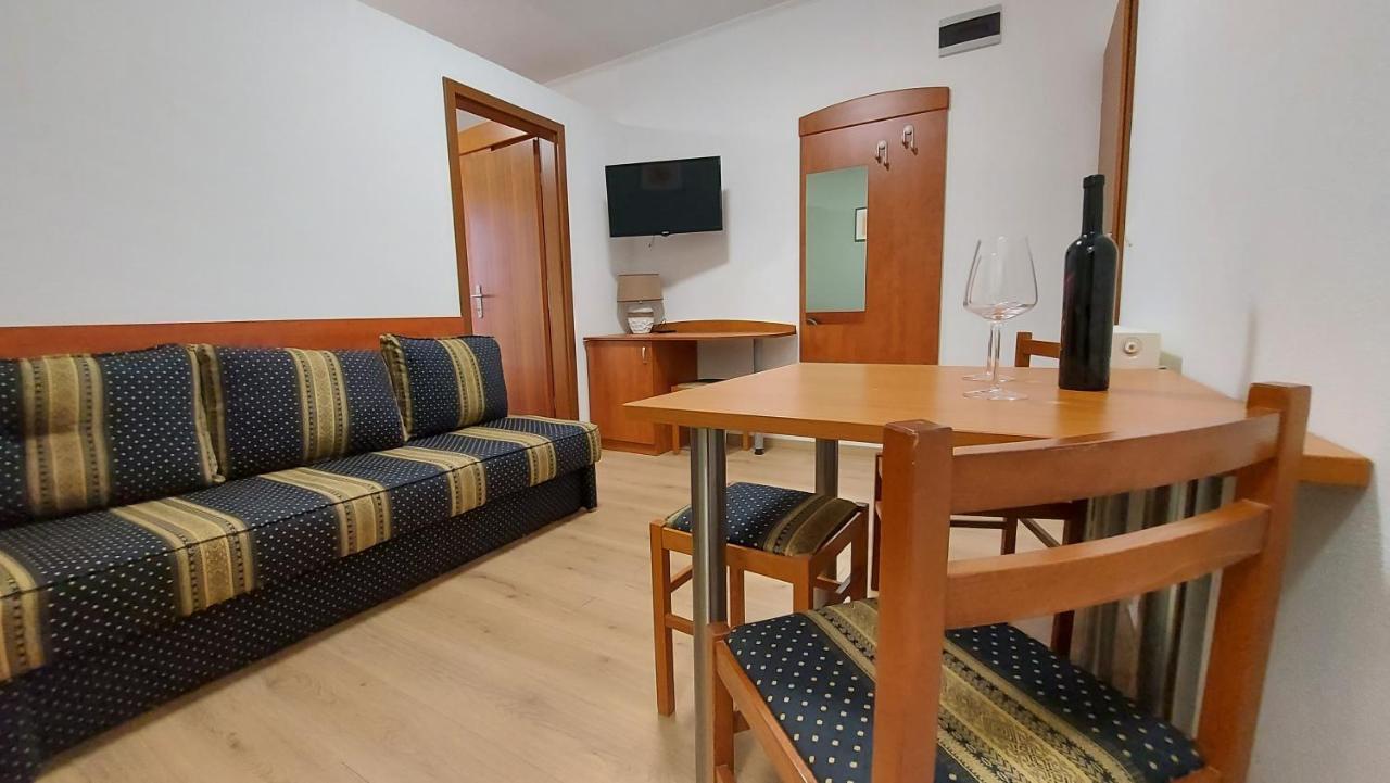 Villa Rossa Тучепи Экстерьер фото