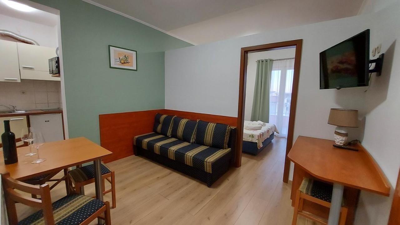 Villa Rossa Тучепи Экстерьер фото
