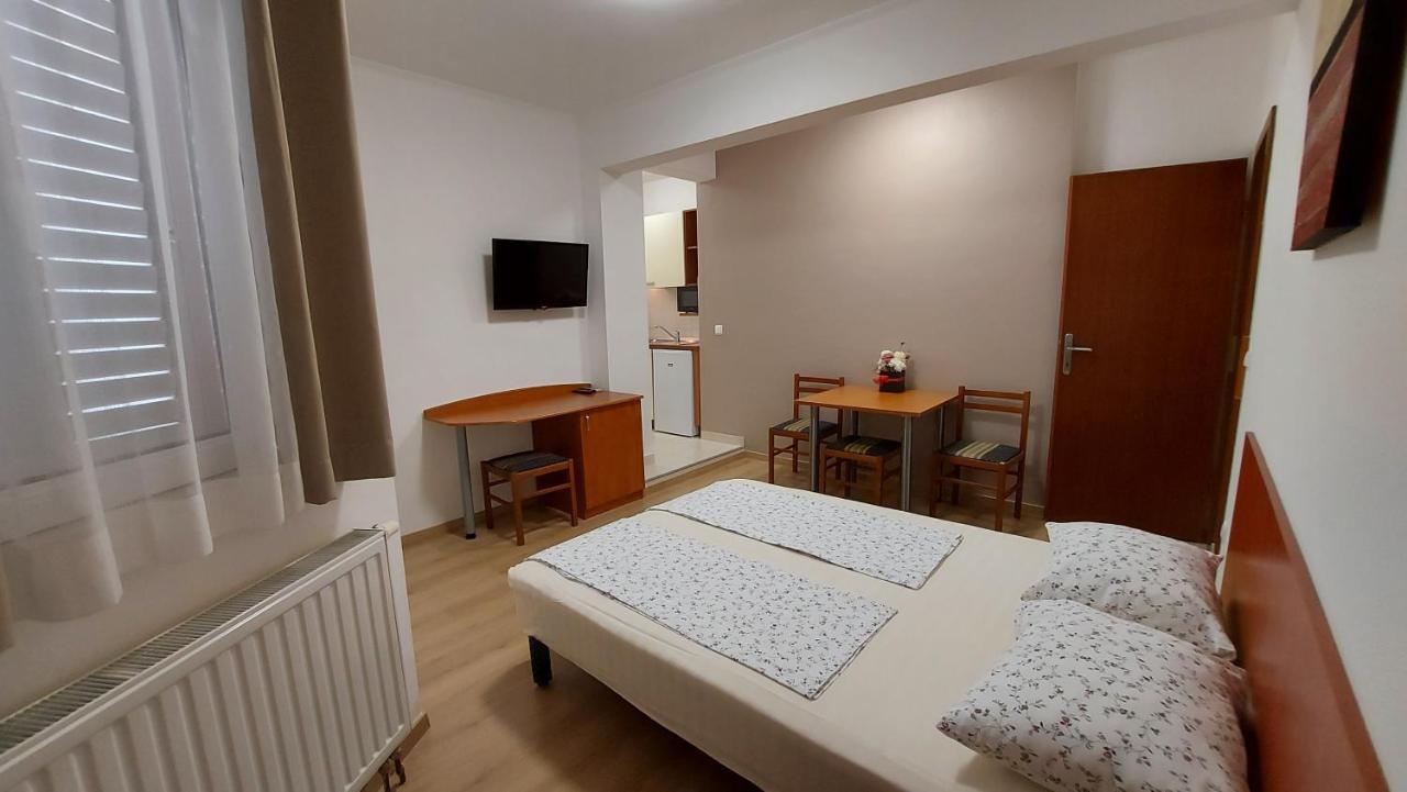 Villa Rossa Тучепи Экстерьер фото